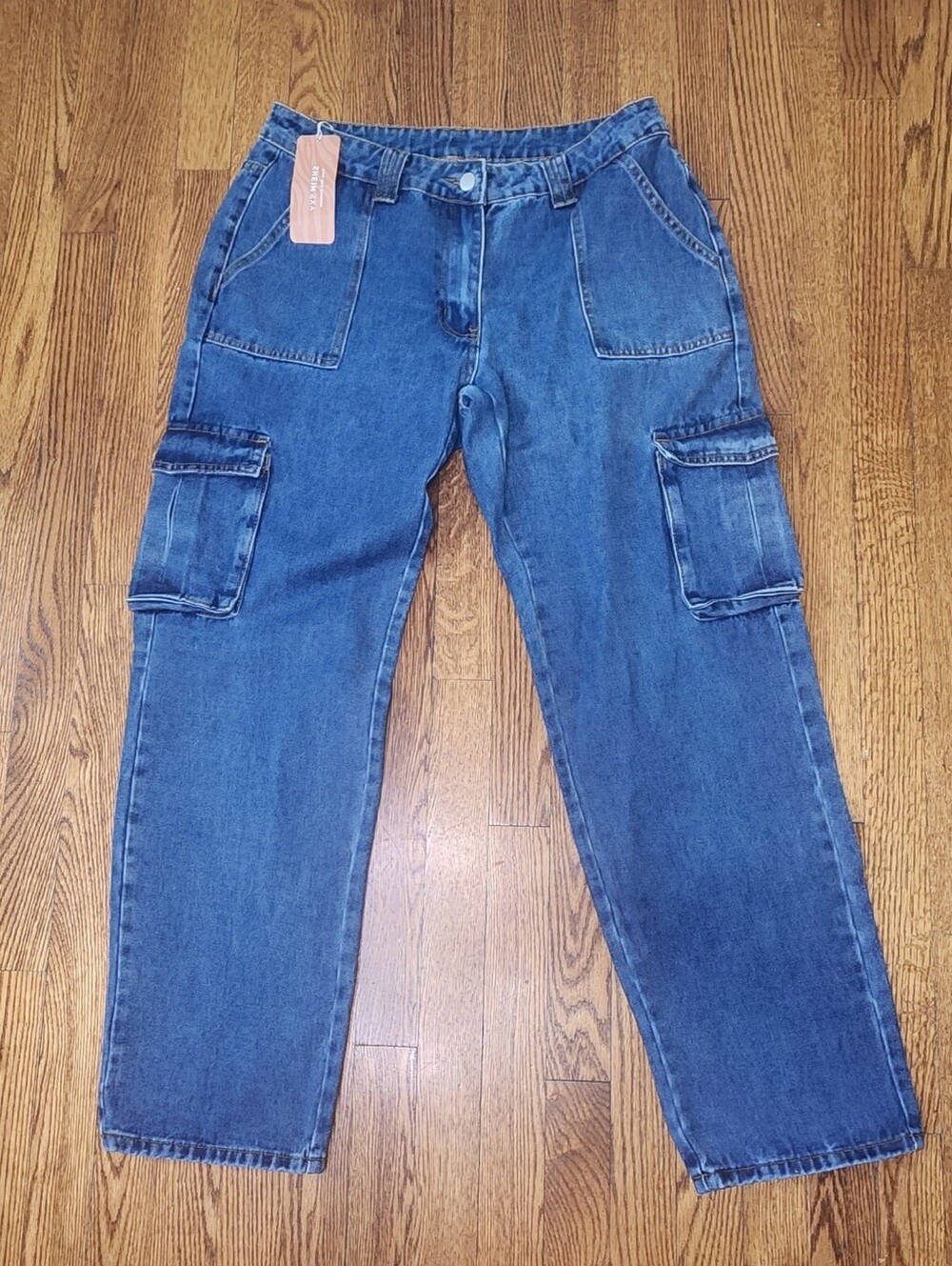 Title: NEW SHEIN Curvy Cargo Jeans Size L (US 10) – Wide Leg Denim